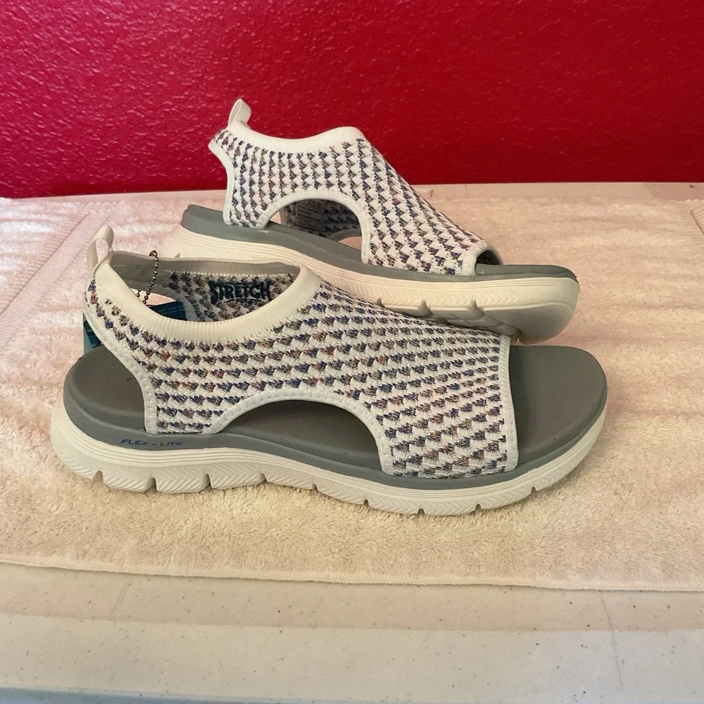 Skechers Cali Yoga Foam Sandals Size 9 - Picture 4 of 7